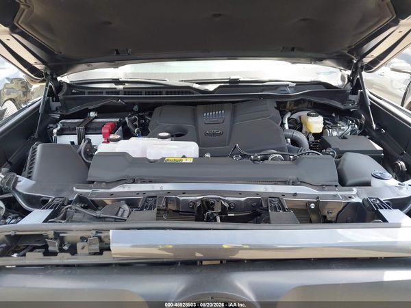 2026 TOYOTA TUNDRA SR5 CREWMAX 5.5' BED