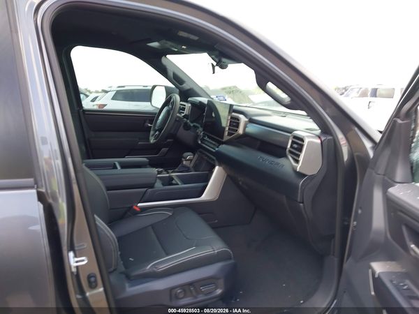 2026 TOYOTA TUNDRA SR5 CREWMAX 5.5' BED