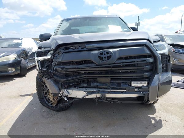 2026 TOYOTA TUNDRA SR5 CREWMAX 5.5' BED