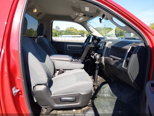 2019 RAM 1500 CLASSIC TRADESMAN  4X2 8' BOX — I5