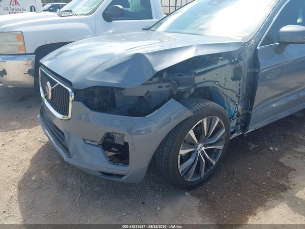 2022 VOLVO XC60 B5 MOMENTUM — I6