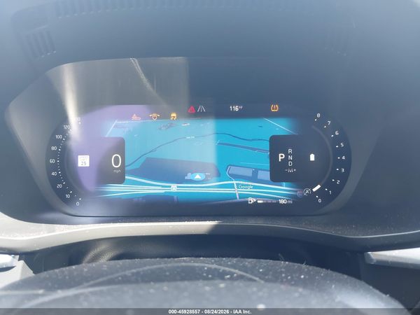 2022 VOLVO XC60 B5 MOMENTUM — I7