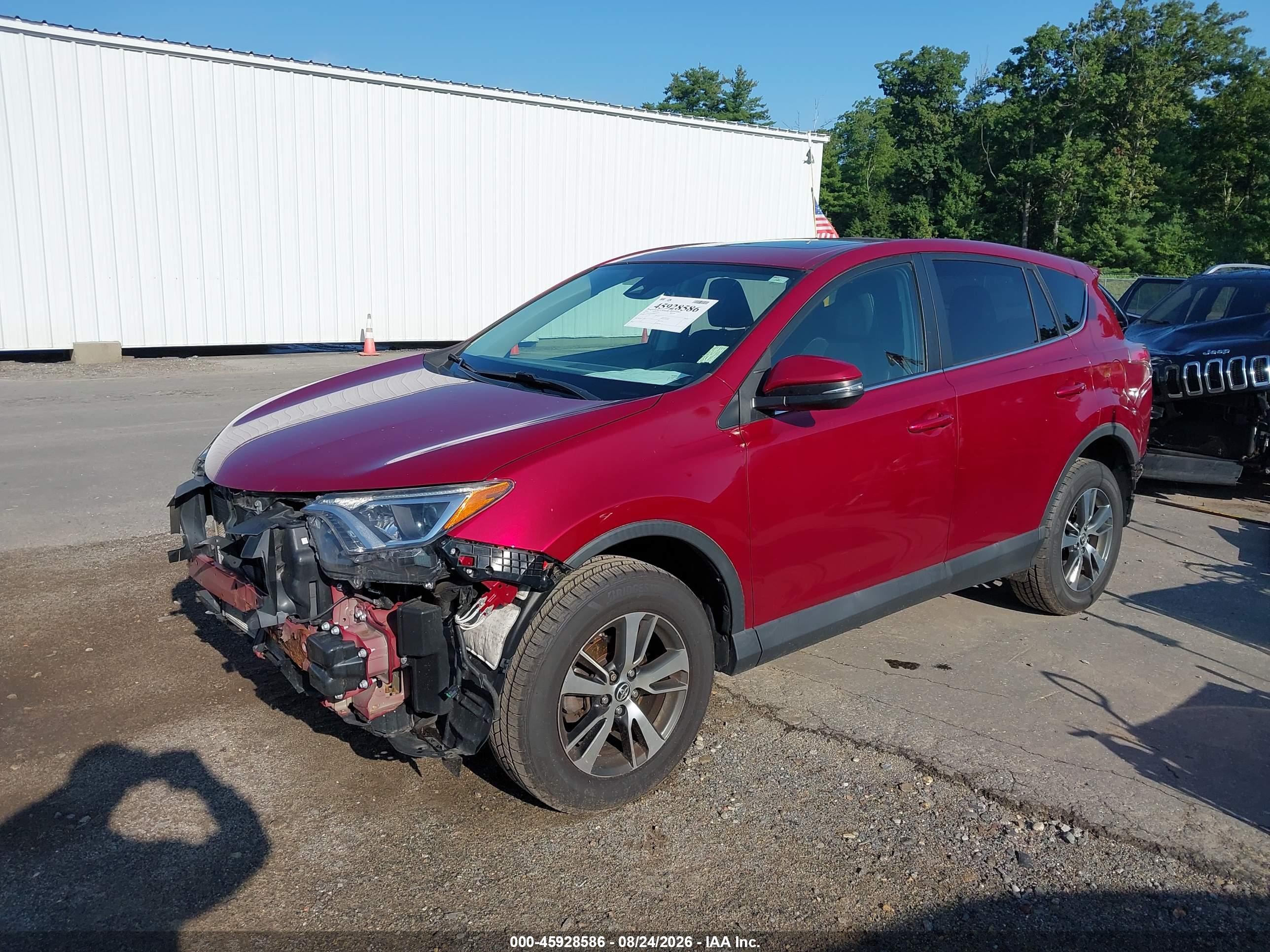 2018 TOYOTA RAV4 XLE — I2