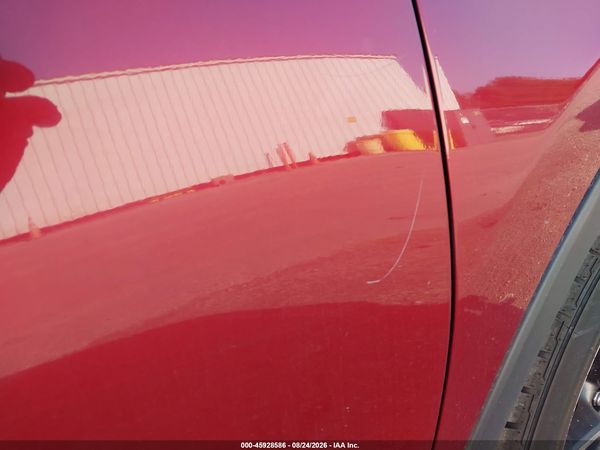 2018 TOYOTA RAV4 XLE — I152