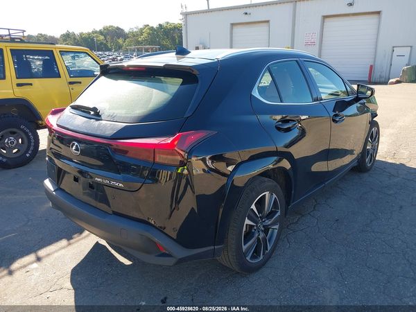 2024 LEXUS UX 250H PREMIUM — I4