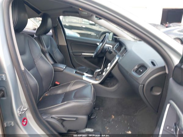 2017 VOLVO S60 T5 DYNAMIC