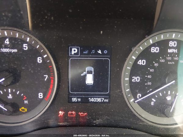 2016 HYUNDAI TUCSON SE