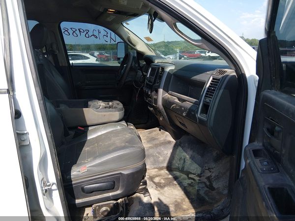 2017 RAM 2500 TRADESMAN  4X4 8' BOX — I5