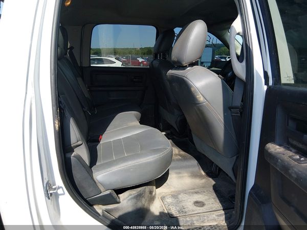 2017 RAM 2500 TRADESMAN  4X4 8' BOX — I8