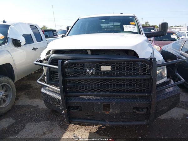 2017 RAM 2500 TRADESMAN  4X4 8' BOX — I115