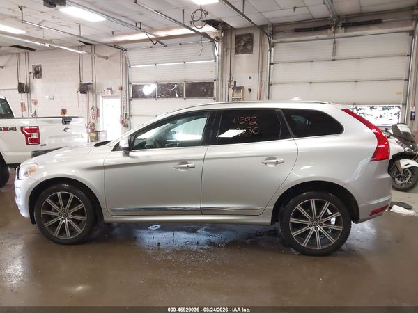 2017 VOLVO XC60 T6 INSCRIPTION — I117