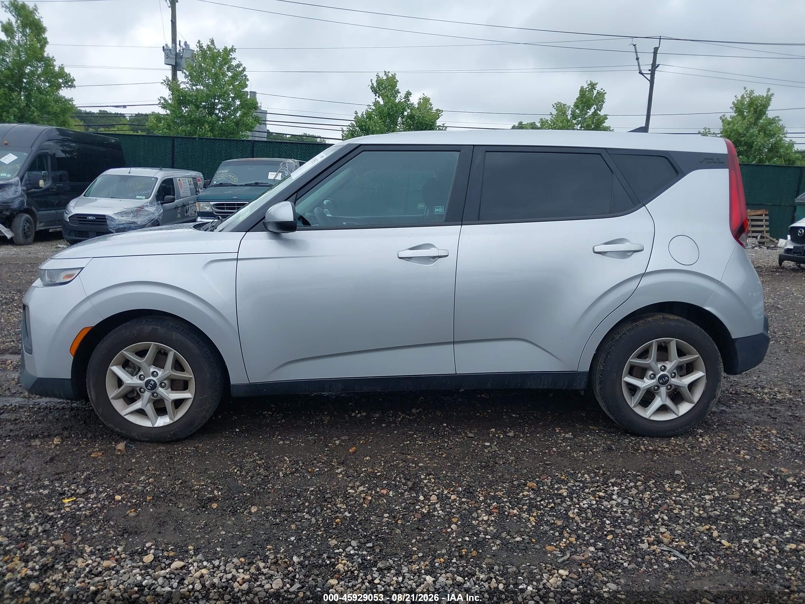 2021 KIA SOUL S
