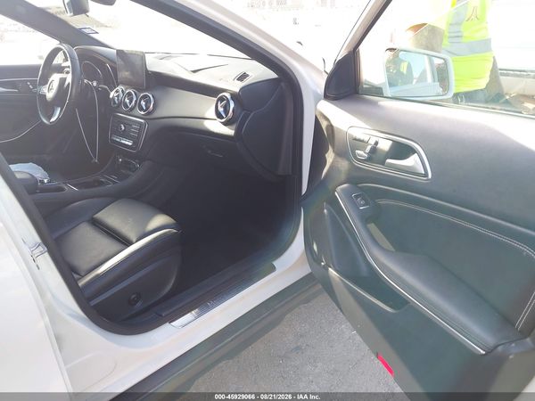 2018 MERCEDES-BENZ GLA 250 GLA250