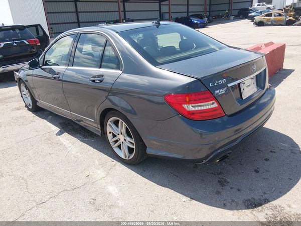 2014 MERCEDES-BENZ C 250 SPORT