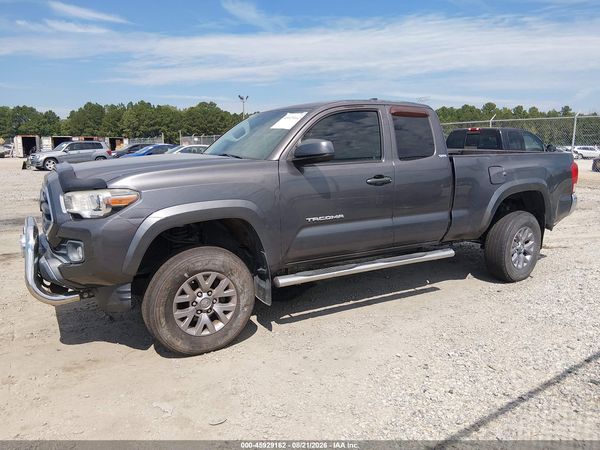 2016 TOYOTA TACOMA
