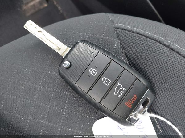 2017 KIA SORENTO 2.4L LX
