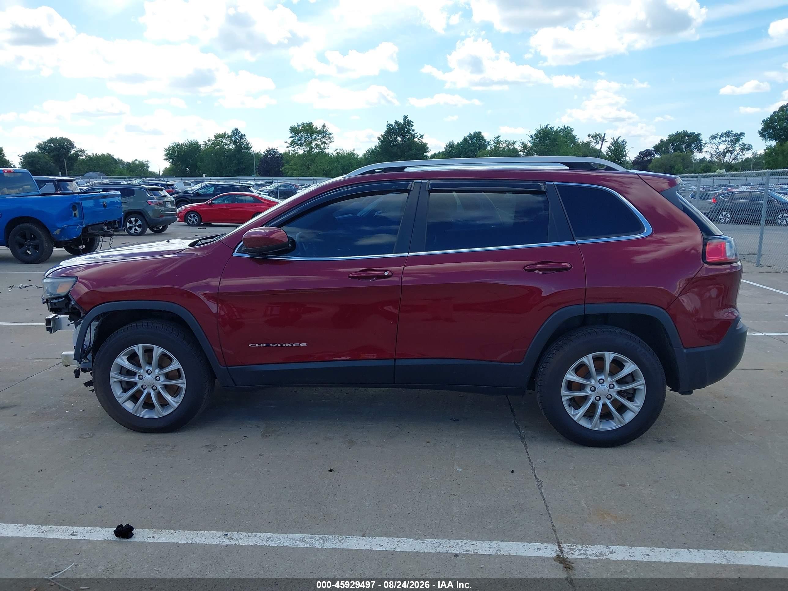 2019 JEEP CHEROKEE LATITUDE 4X4