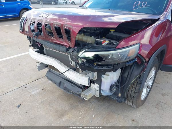 2019 JEEP CHEROKEE LATITUDE 4X4