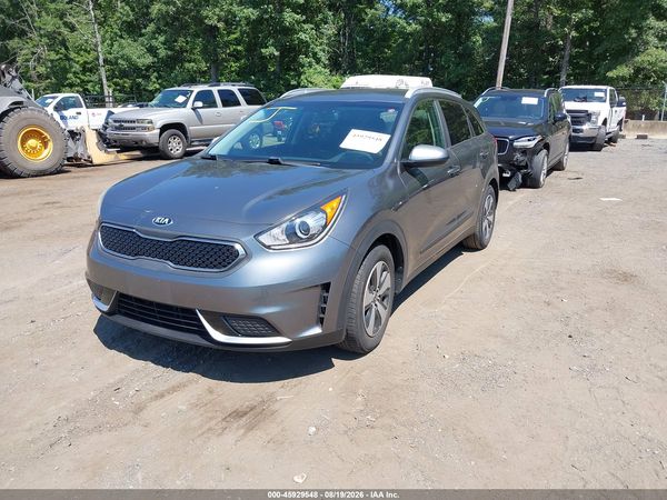 2017 KIA NIRO LX