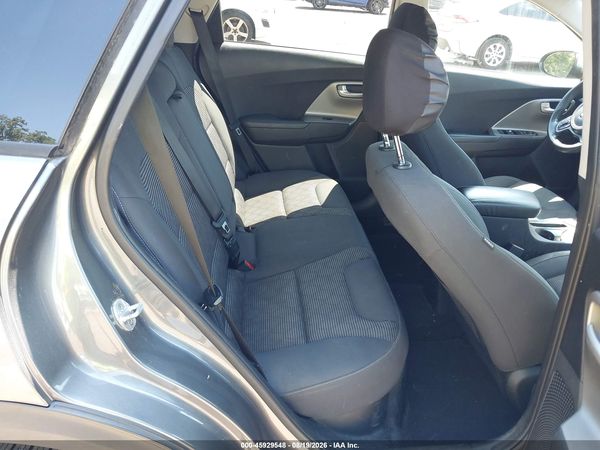 2017 KIA NIRO LX