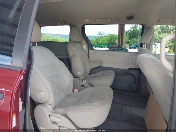 2016 TOYOTA SIENNA L 7 PASSENGER