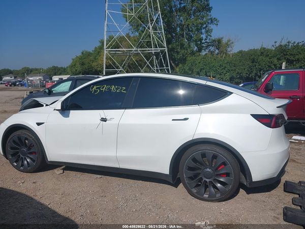2023 TESLA MODEL Y — I117