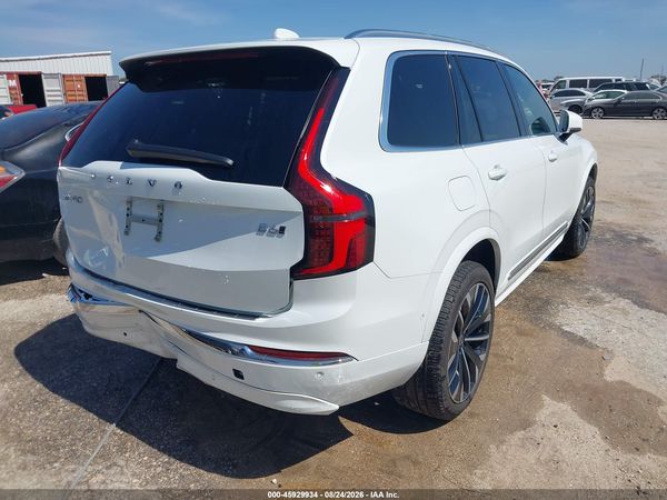 2026 VOLVO XC90