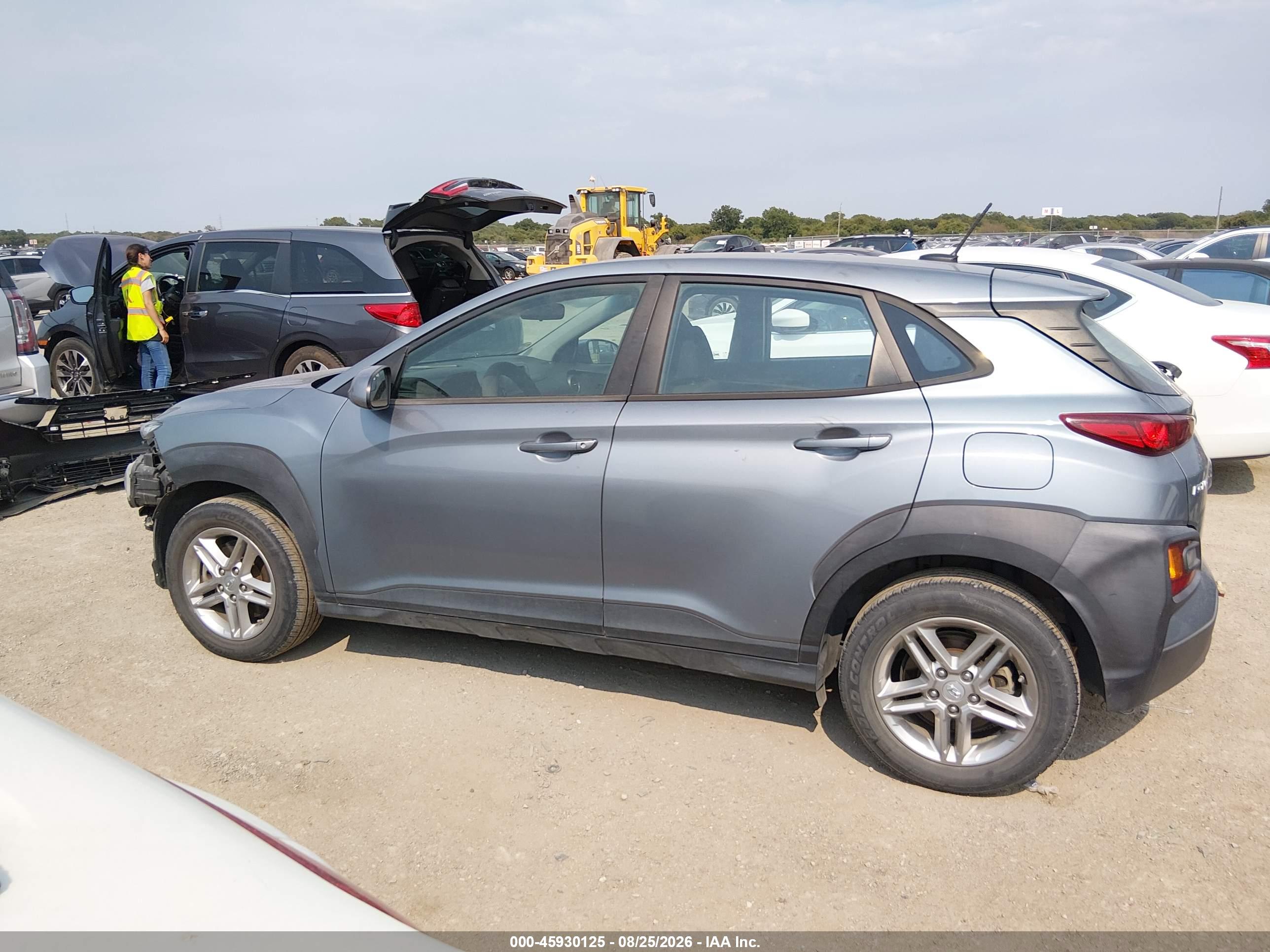 2021 HYUNDAI KONA SE