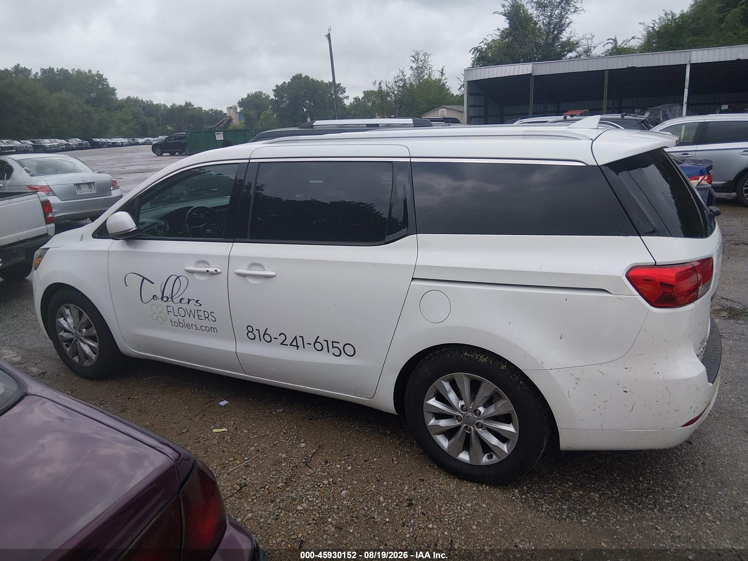 2017 KIA SEDONA EX