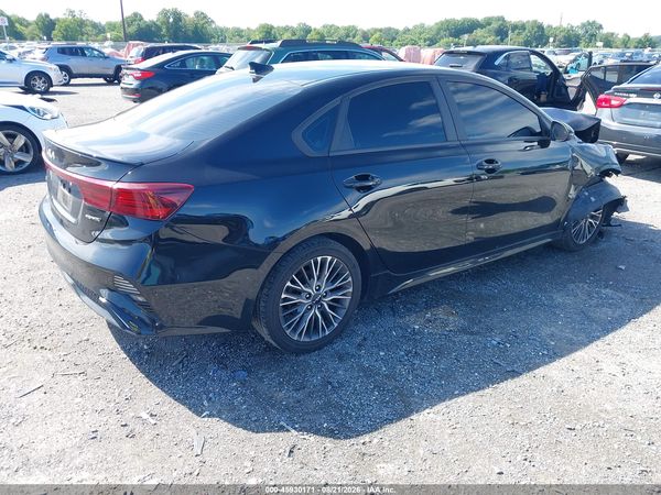 2022 KIA FORTE GT-LINE