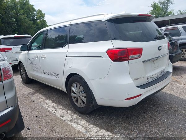 2016 KIA SEDONA LX