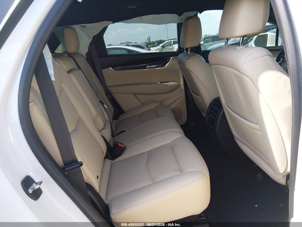 2017 CADILLAC XT5 STANDARD