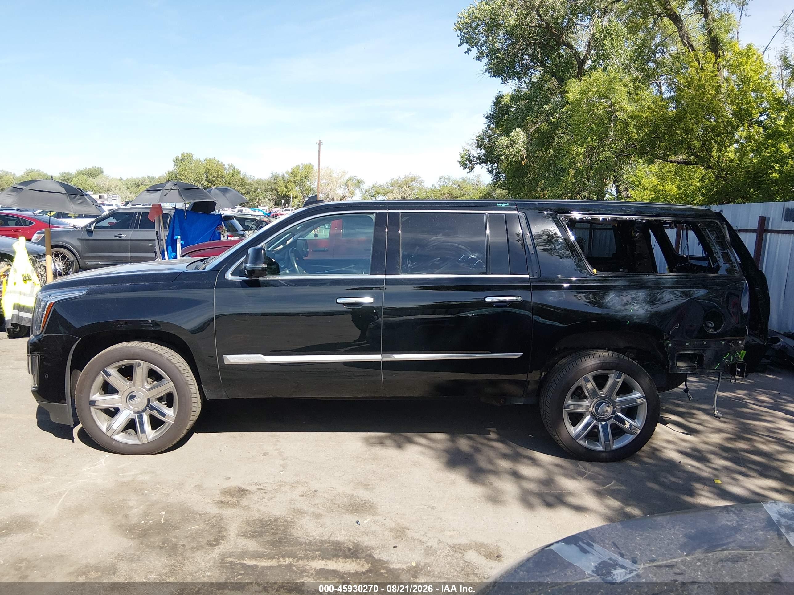 2019 CADILLAC ESCALADE ESV LUXURY
