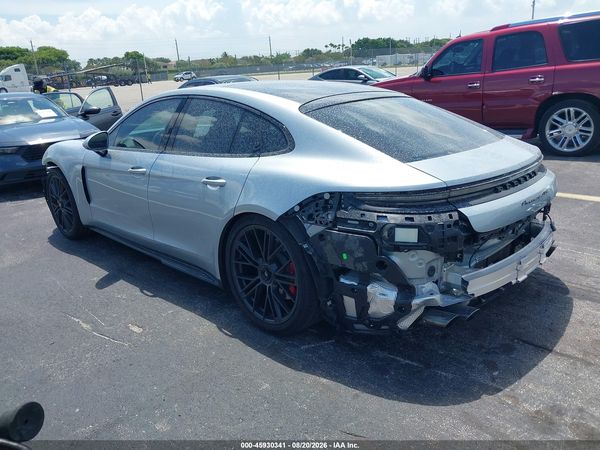 2026 PORSCHE PANAMERA GTS