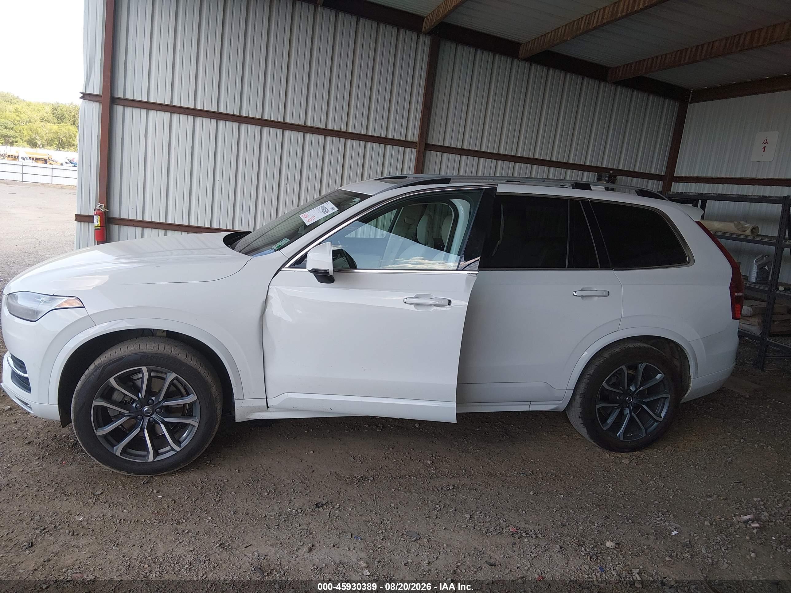 2019 VOLVO XC90 T5 MOMENTUM