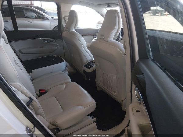 2019 VOLVO XC90 T5 MOMENTUM