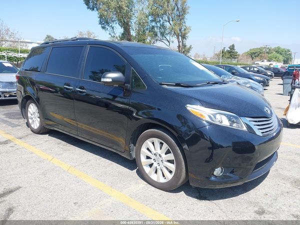 2015 TOYOTA SIENNA LIMITED 7 PASSENGER — I1