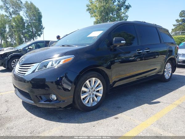 2015 TOYOTA SIENNA — I2