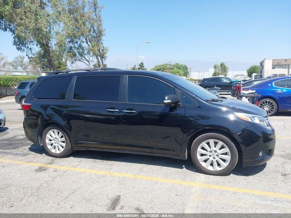 2015 TOYOTA SIENNA LIMITED 7 PASSENGER — I116