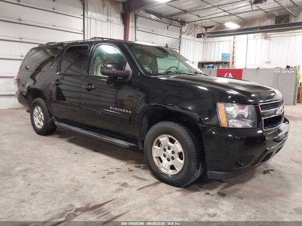 2013 CHEVROLET SUBURBAN LT — I1