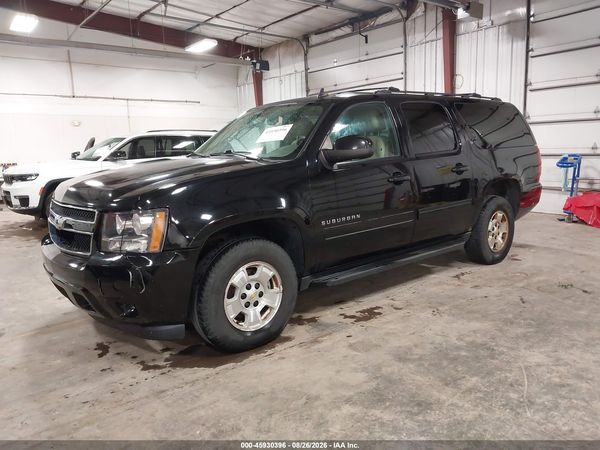 2013 CHEVROLET SUBURBAN — I2