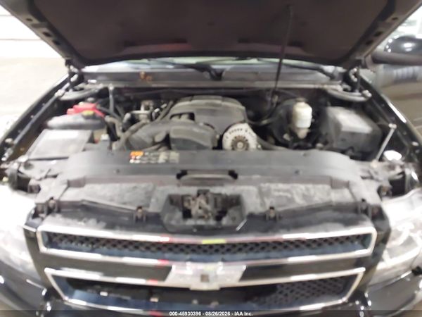 2013 CHEVROLET SUBURBAN LT — I10