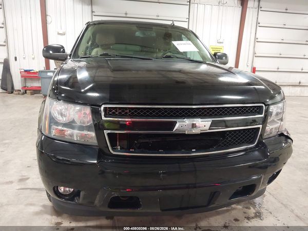2013 CHEVROLET SUBURBAN LT — I115