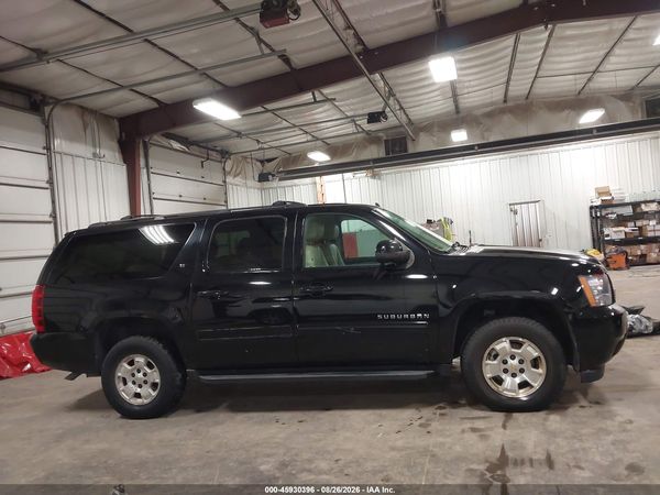 2013 CHEVROLET SUBURBAN LT — I116