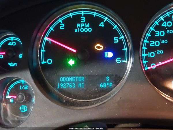 2013 CHEVROLET SUBURBAN LT — I118