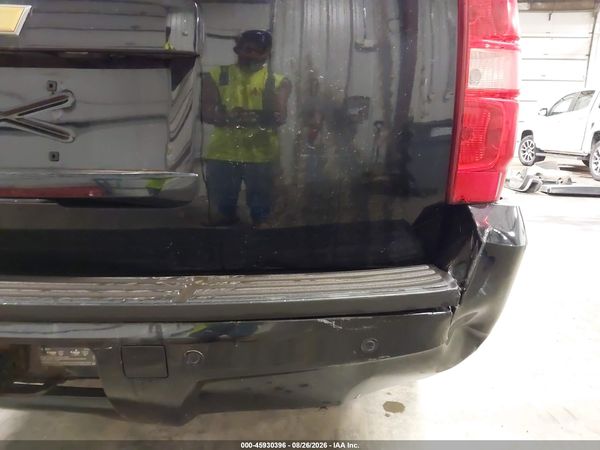 2013 CHEVROLET SUBURBAN LT — I153