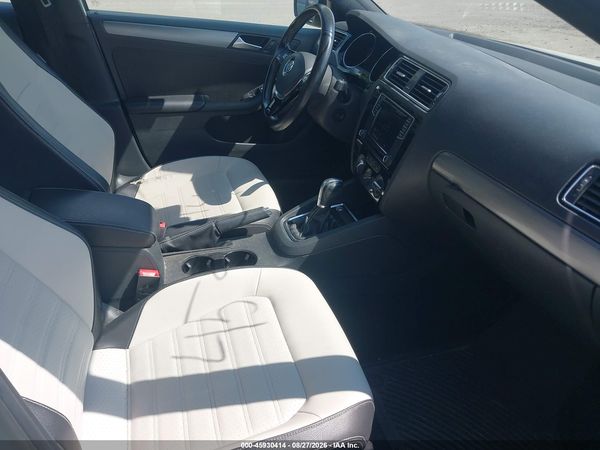 2017 VOLKSWAGEN JETTA 1.8T SPORT — I5