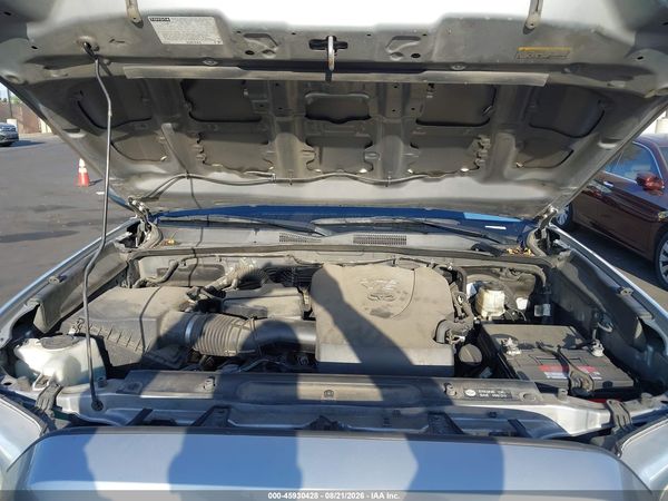 2018 TOYOTA TACOMA SR5 V6