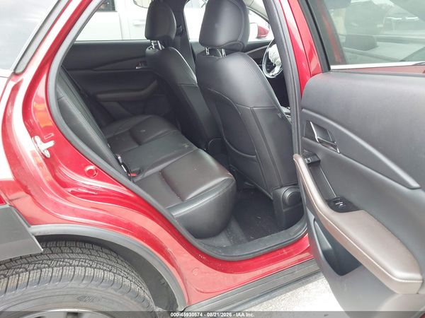 2020 MAZDA CX-30 PREMIUM PACKAGE — I8