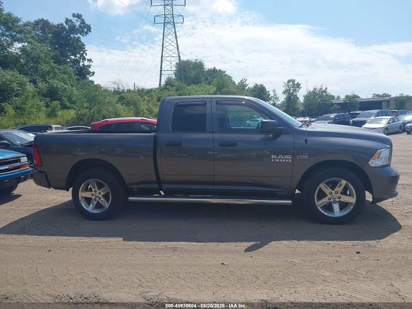 2016 RAM 1500 ST